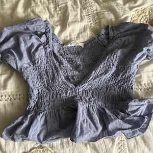 Puff sleeve top with a scrunched back